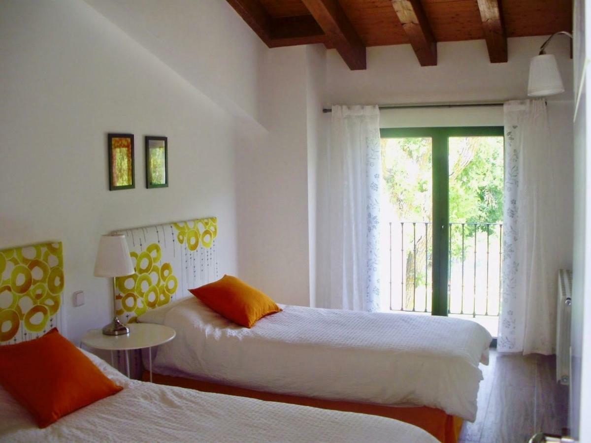 Casa Tres Nogales Country house *