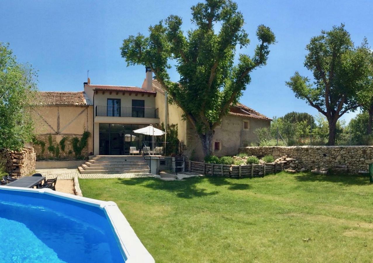 Casa Tres Nogales Country house *